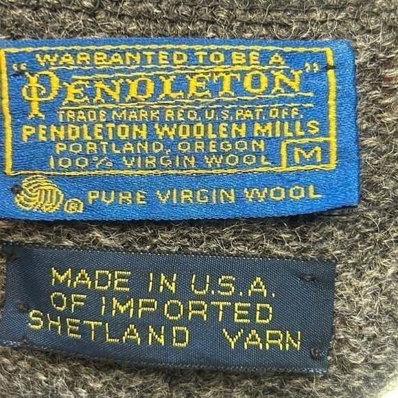 Vintage 1965 - 1975 Pendleton Men’s Pure Virgin Wool Gray Shetland Yarn Cardigan - Picture 2 of 10
